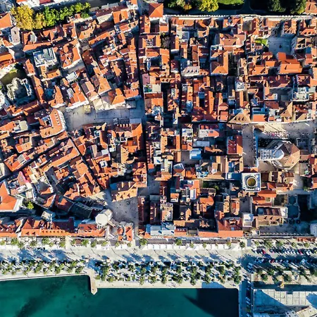 Sea La Vie سبليت